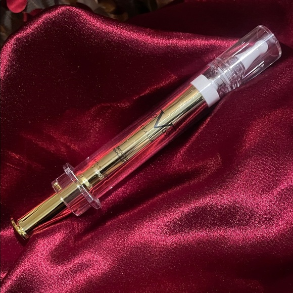 Versace Other - Versace 19V69 Italia Beauty Ageless 24k Gold Rapid Lift NEW